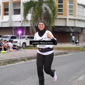 Runner Photo 7995417