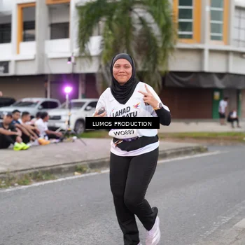 Runner Photo 7995418