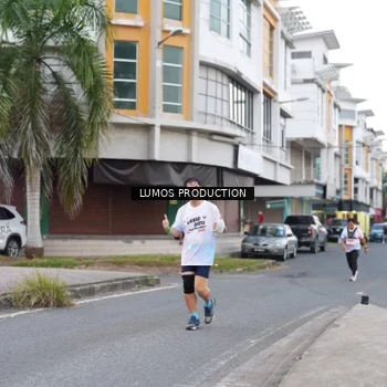 Runner Photo 7995424