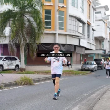 Runner Photo 7995442