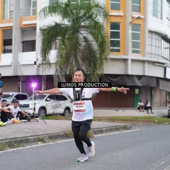 Runner Photo 7995443