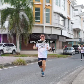 Runner Photo 7995444