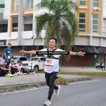 Runner Photo 7995453