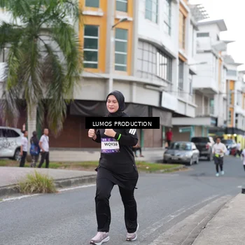 Runner Photo 7995464