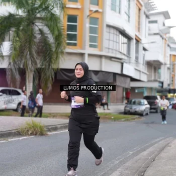 Runner Photo 7995467