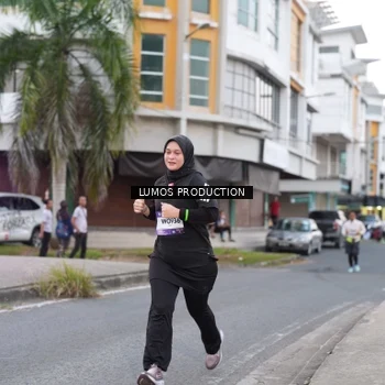 Runner Photo 7995470