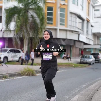 Runner Photo 7995479