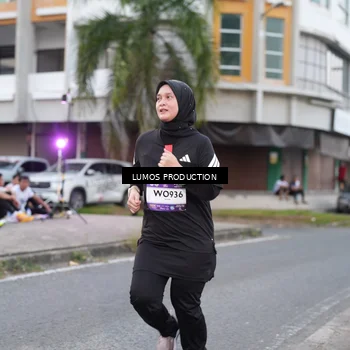 Runner Photo 7995495