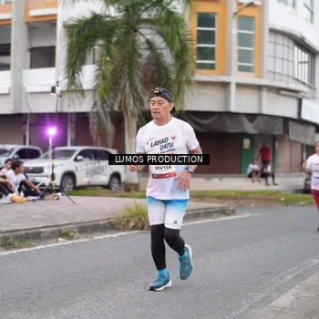 Runner Photo 7995508