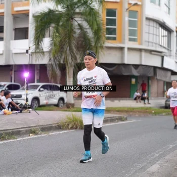Runner Photo 7995510