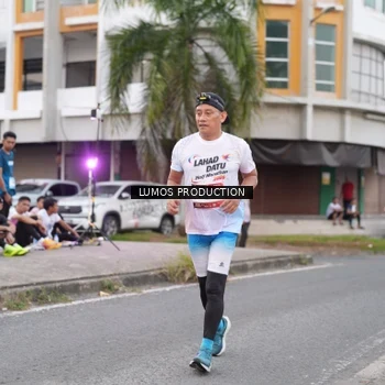 Runner Photo 7995516