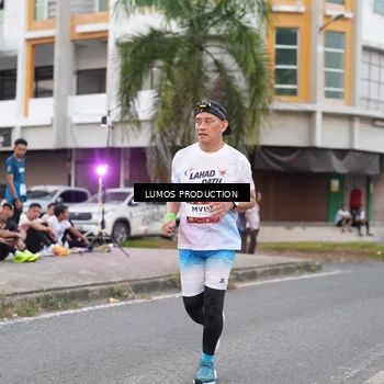 Runner Photo 7995519