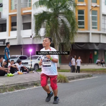 Runner Photo 7995523