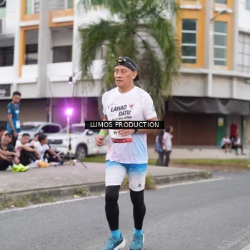 Runner Photo 7995524