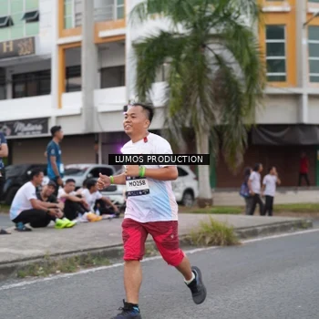 Runner Photo 7995527