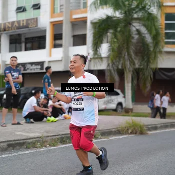 Runner Photo 7995532