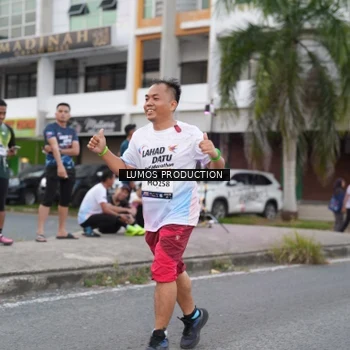 Runner Photo 7995538