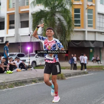 Runner Photo 7995548