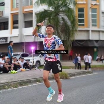 Runner Photo 7995549