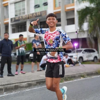 Runner Photo 7995565