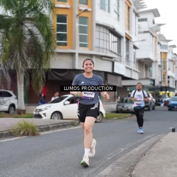 Runner Photo 7995571