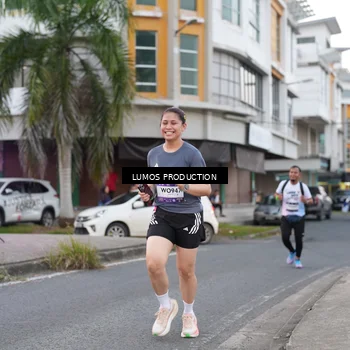 Runner Photo 7995573