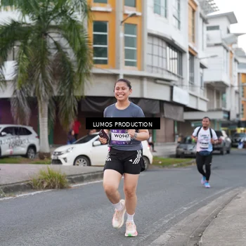Runner Photo 7995574