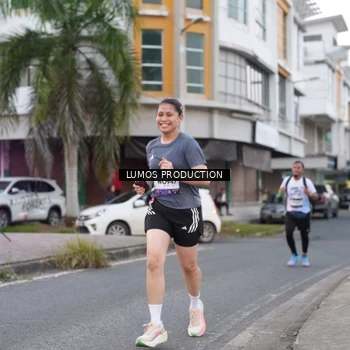 Runner Photo 7995577