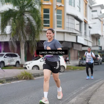 Runner Photo 7995579