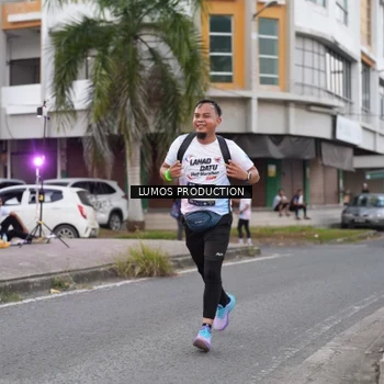 Runner Photo 7995595