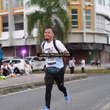Runner Photo 7995607