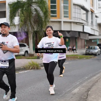 Runner Photo 7995660