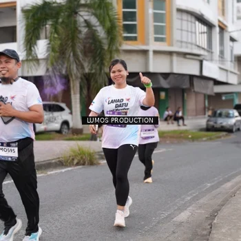 Runner Photo 7995662
