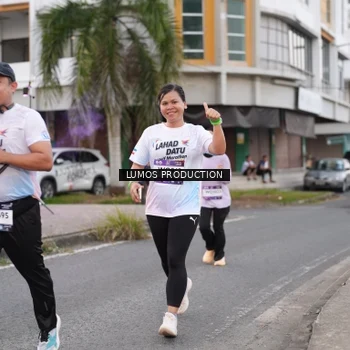 Runner Photo 7995669