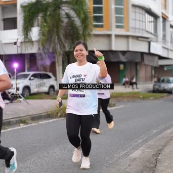 Runner Photo 7995671