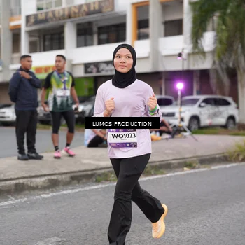 Runner Photo 7995674