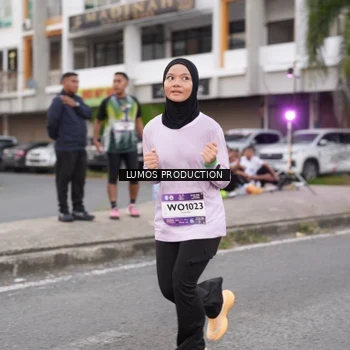 Runner Photo 7995678