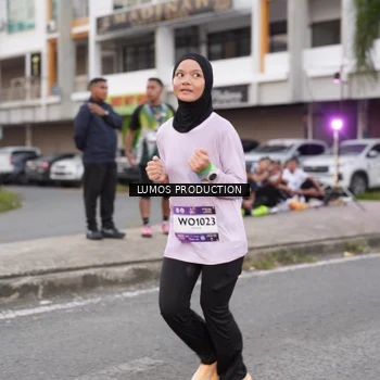 Runner Photo 7995681