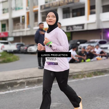 Runner Photo 7995689