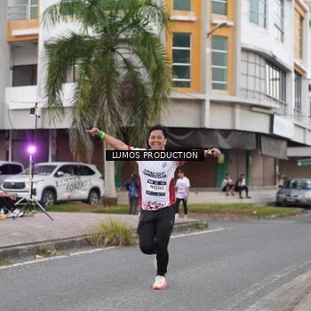 Runner Photo 7995701