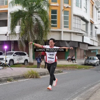 Runner Photo 7995703