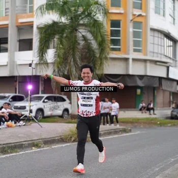 Runner Photo 7995706
