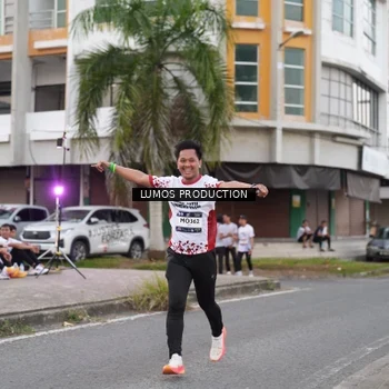 Runner Photo 7995707