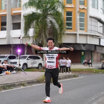 Runner Photo 7995713