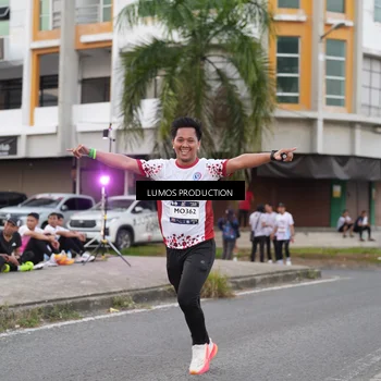 Runner Photo 7995715
