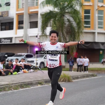 Runner Photo 7995720