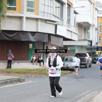 Runner Photo 7995730