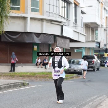 Runner Photo 7995731