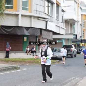 Runner Photo 7995733