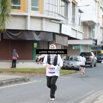 Runner Photo 7995738